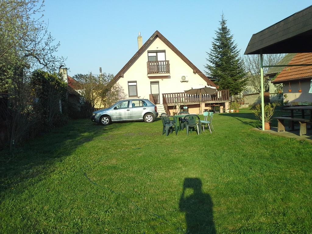 Ferienwohnung Utulny Privat Veľký Meder Exterior foto